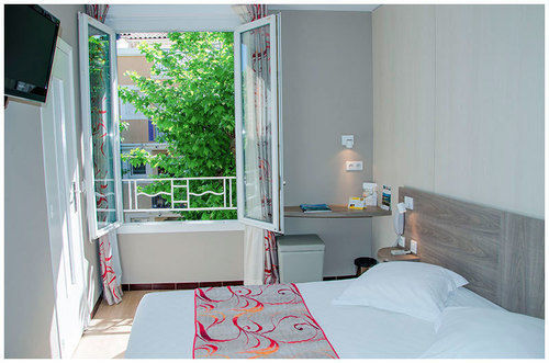 Hotel Le Revest 3*